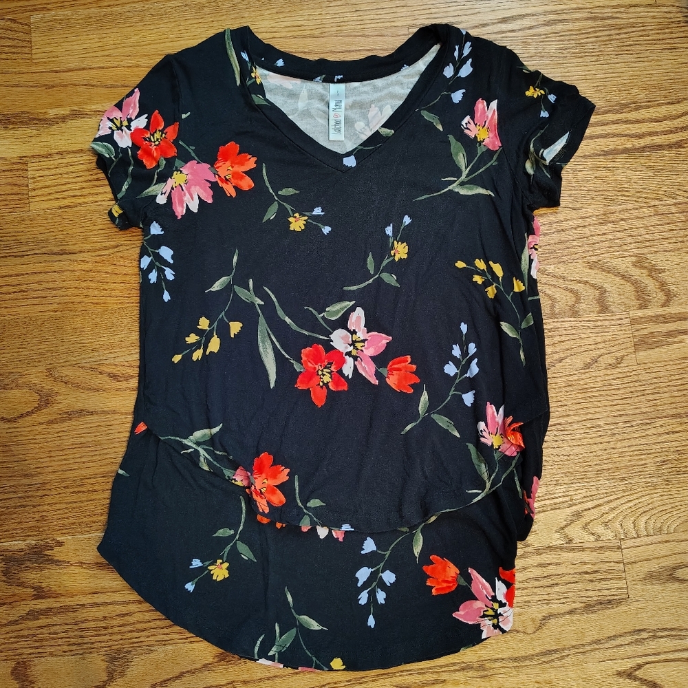 Latched Mama Lift Access Nursing Top
